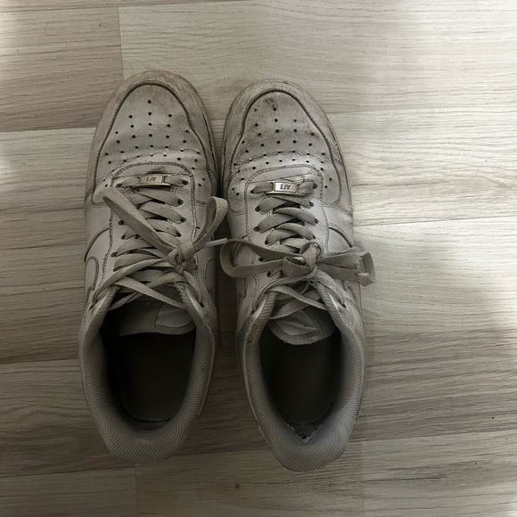 Nike Air Force 1 - Picture 1 of 5